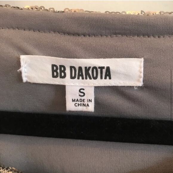 BB Dakota Metallic Long Sleeve Dress - Picture 4 of 6